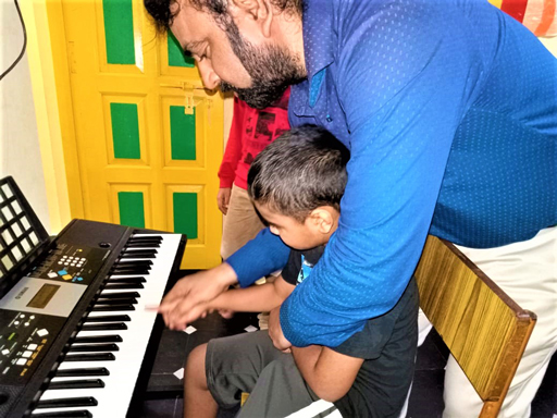 deevena-center-music-class-by-anilnicodemus