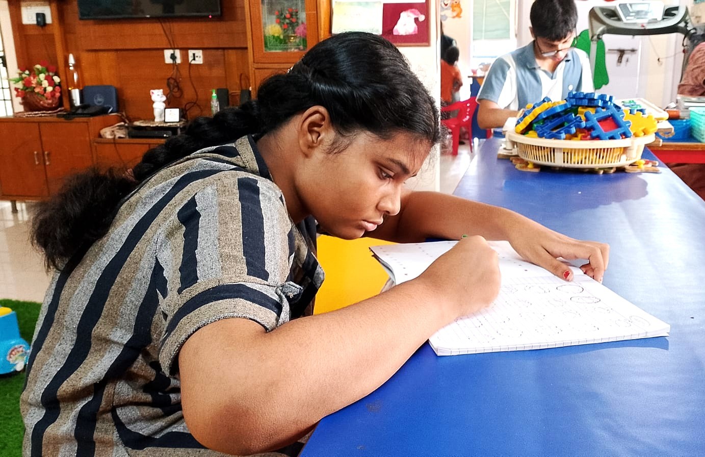 deevena-center-class-room